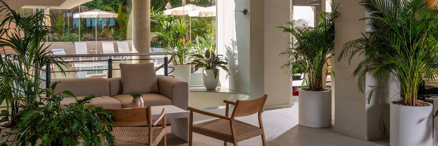 Seaside relaxation in Pineda de Mar, close to Barcelona