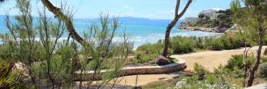 Escape this hotel deals for travelling in December to Salou in 4* Hotel with Spa