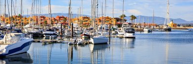 Desfrute do Algarve num hotel 4* a 100 metros da praia com pequenos-almoços