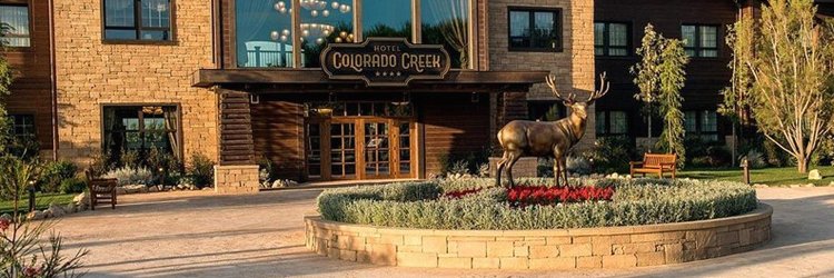 PortAventura World®: carnival parties and luxury at the Colorado Creek Hotel 4*.