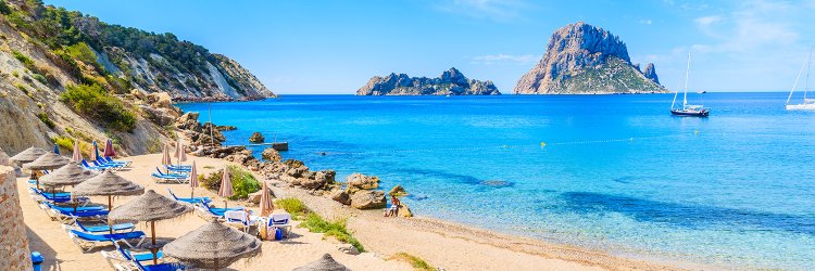 Ibiza in 3* hotel with Breakfasts