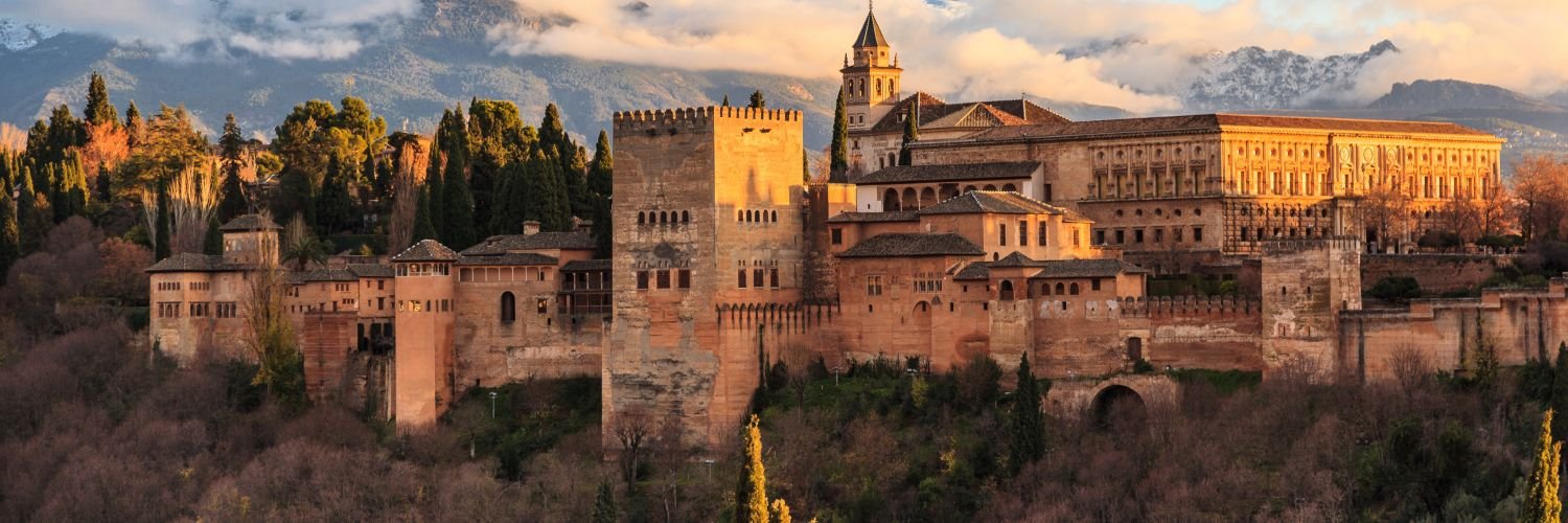 Granada awaits you with history, charm and lots of ambiance