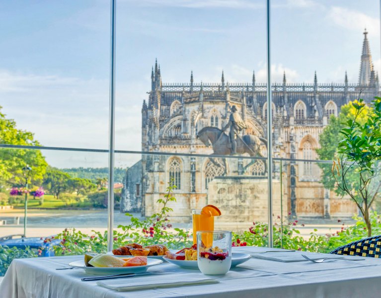 Experience history in a 4* hotel with Breakfast near Fátima (Portugal)