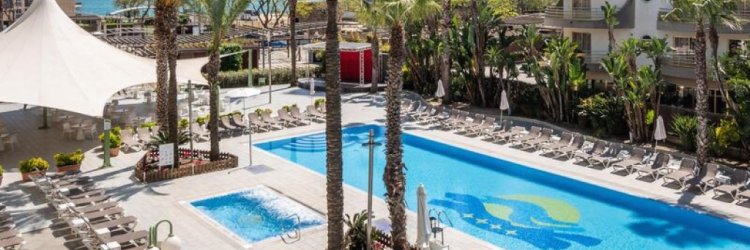 Sun, sea and family value near Barcelona