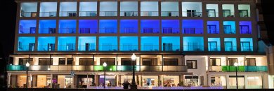 Familienurlaub in Comarruga: 4* Hotel direkt am Meer