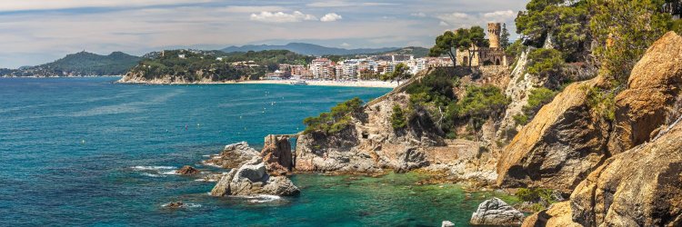 Um lado mais calmo de Lloret de Mar feito para adultos