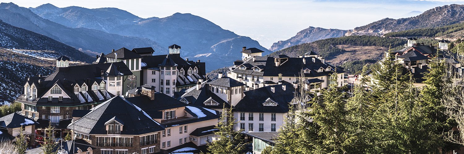 Schnee, Geschmack und Entspannung: Ihr perfekter Plan in der Sierra Nevada mit Halbpension