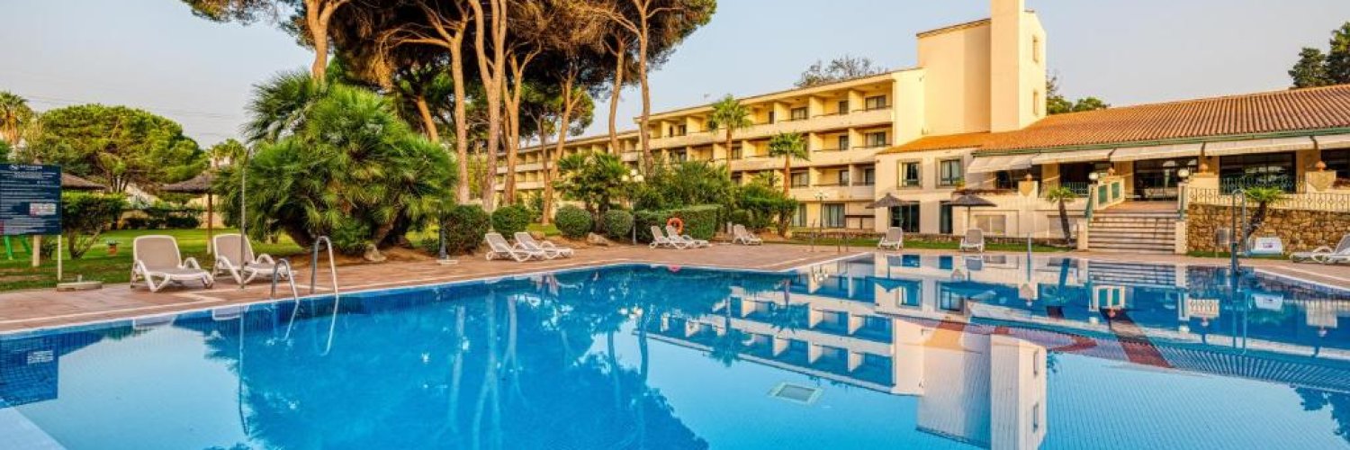 Andalusian charm and spa relaxation near Algeciras