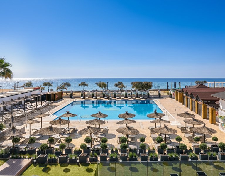 Enjoy Fuengirola at the beachfront