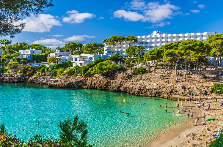 Familiensonne auf Mallorca: Meerblick, Action im Wasserpark und All-inclusive-Glück - Reiseziel