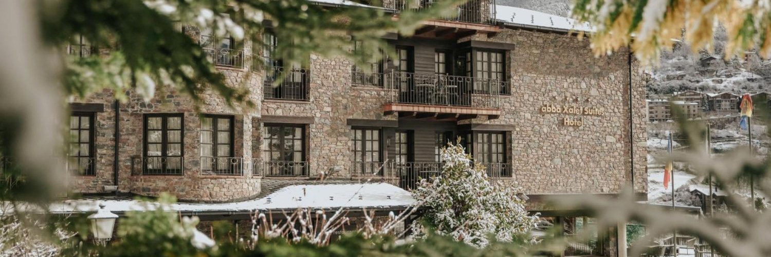 Vivez l'Andorre en famille : hôtel 4* supérieur avec SPA et le premier enfant voyage gratuitement.