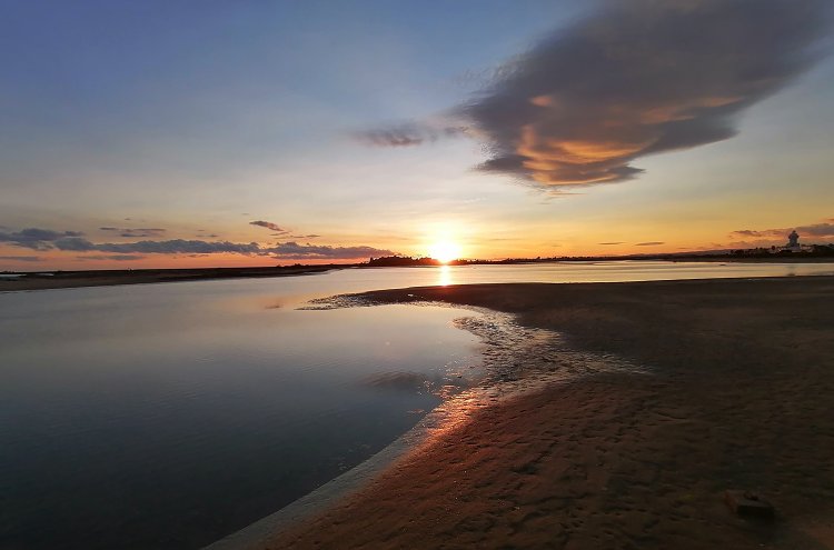 Isla Cristina: Wo jeder Tag in Gold endet - Reiseziel