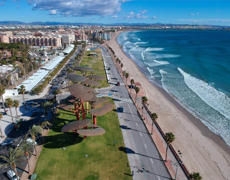 Alles, was Sie brauchen, finden Sie in La Pineda, Costa Costa Dorada