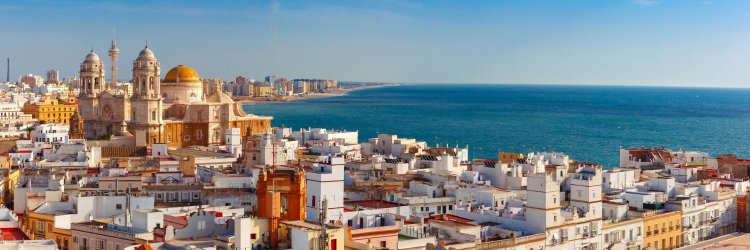 City Vibes in Cádiz: Komfort, Geschichte und ein gemütlicher 4-Sterne-Aufenthalt