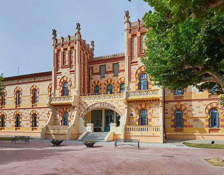 Wellness at the historic Vichy Catalán Spa in Girona