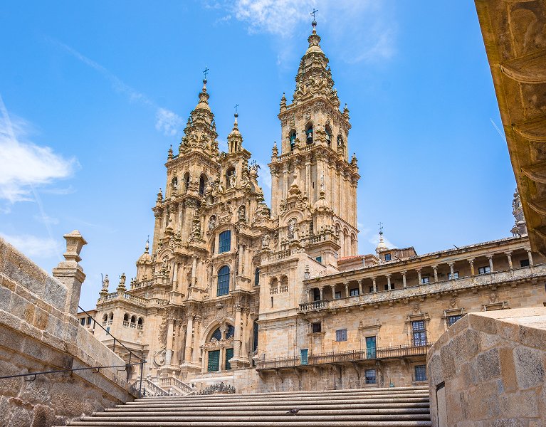 Discover Santiago de Compostela