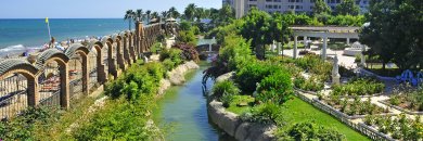 Fuja para Oropesa del Mar, em apartamentos junto à Marina d'Or