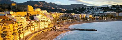 Stay in the heart of Almuñécar, Costa Tropical