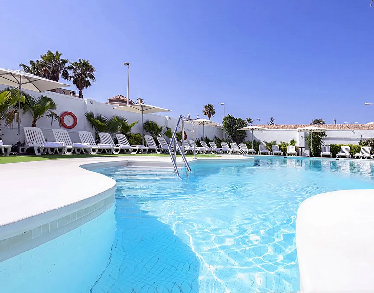 Beachfront bliss in Roquetas de Mar with 4-star style