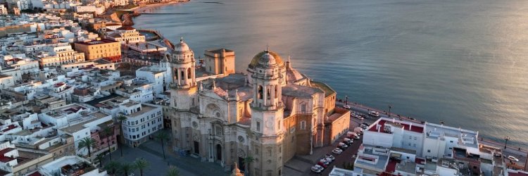 City vibes in Cádiz: comfort, history and a cosy 4-star stay