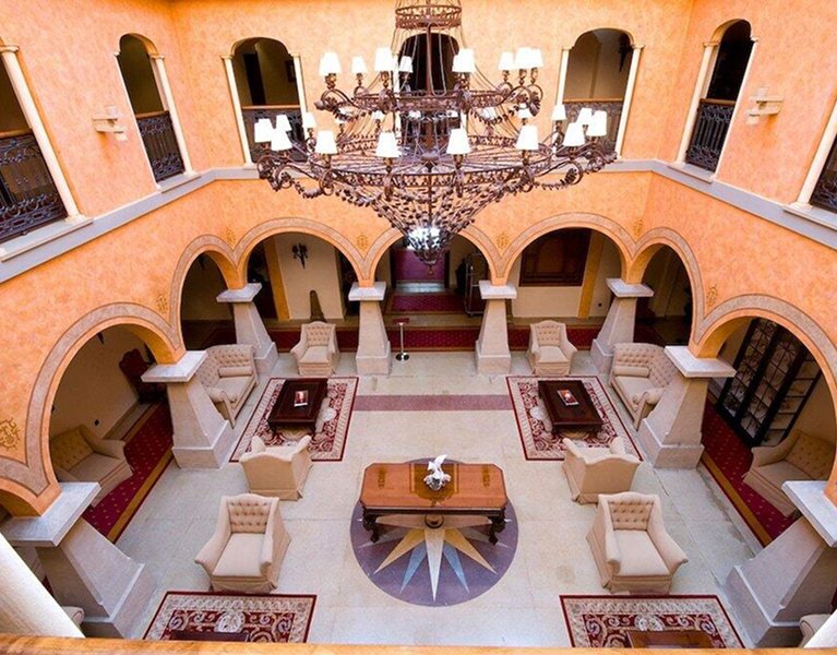 Séjour dans un palais du XVIIIe siècle avec spa