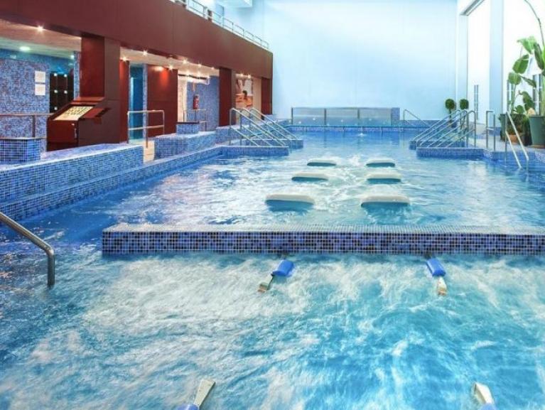 Spa com circuito termal no interior de Valência