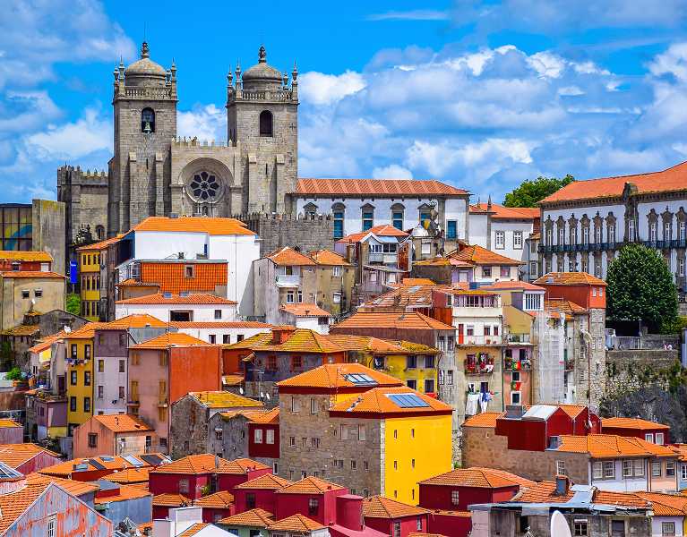 Porto avec style : Hilton, croisière et dégustation de vins