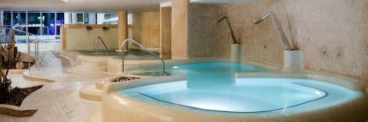  Faites-vous plaisir sur la Costa Dorada dans un hôtel 5 étoiles avec spa à La Pineda