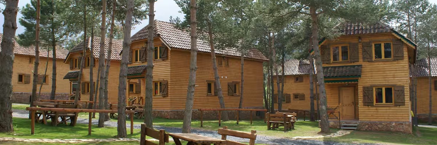 Chalets en bois paisibles à Prades : la nature à 1h de Tarragone