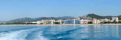 Les vibrations de la côte barcelonaise : détendez-vous à Santa Susana