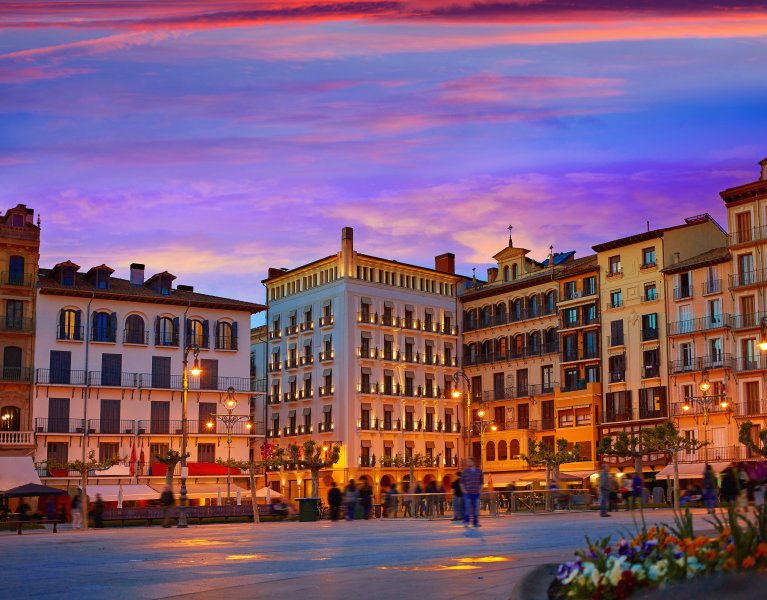 Discover Pamplona in a 4* hotel with Breakfasts