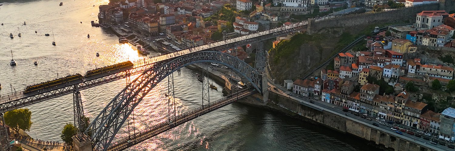 Discover Porto: cruise on the Douro River and wine tasting