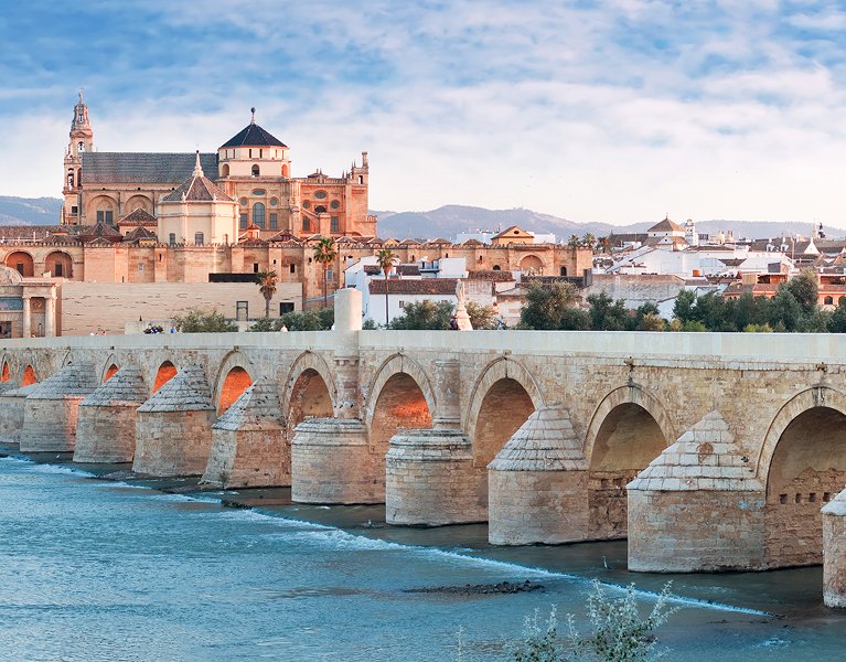 Des cours à la mosquée, découvrez les charmes de Cordoue
