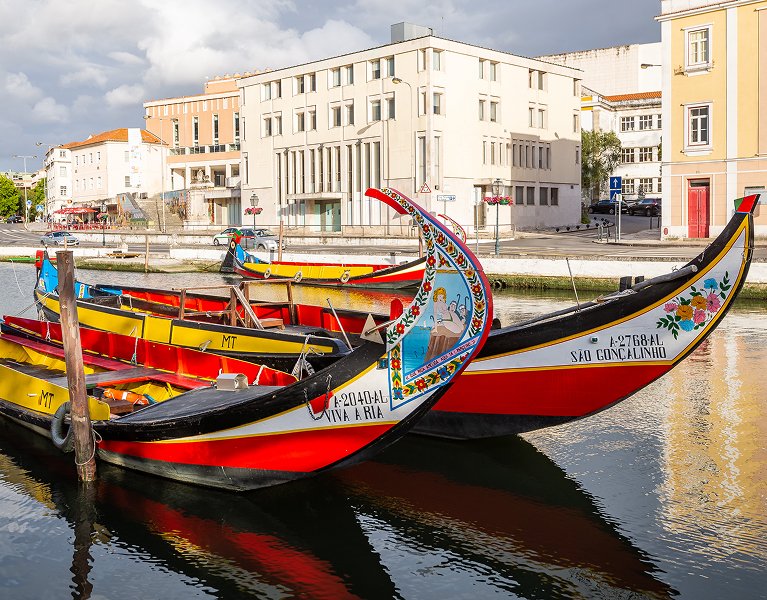 Escapadinha perto de Aveiro, descubra a colorida Águeda