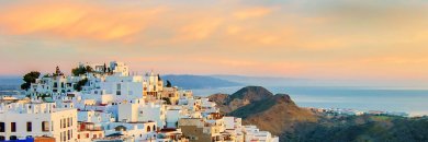 Summer Vibes in Mojácar: Stay by the Sea in Almería