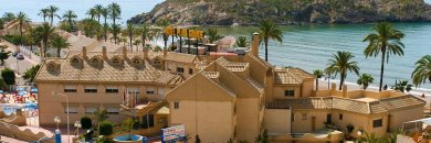 Costa Cálida baignée de soleil à Mazarrón avec le 1er enfant gratuit!