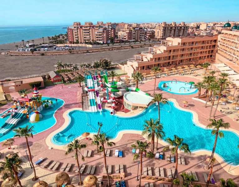 Between waves and Water Slides! Roquetas on the seafront