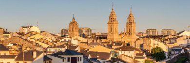 S'évader à Lugo avec des petits déjeuners entre les murs romains