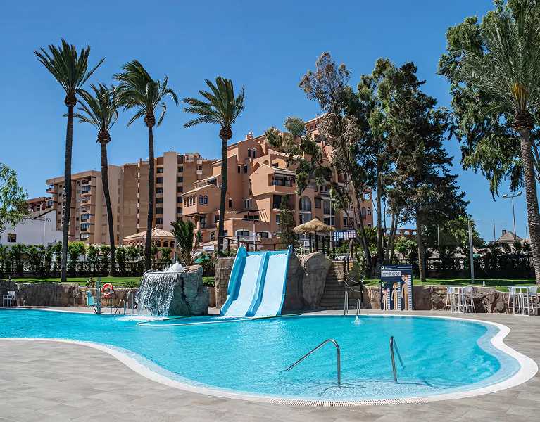 ALL INCLUSIVE in Roquetas at 300m from the beach!
