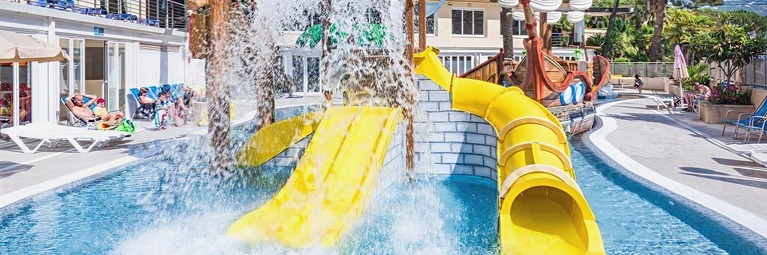 Family holidays! Hotel in Calella with water park