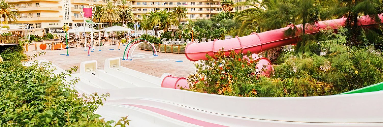 Special for families! All-Inclusive hotel with Water Slides in Salou