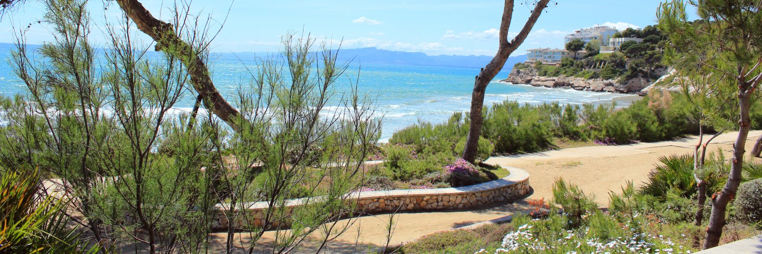 The holiday you are looking for! Salou and its beaches in a 4* hotel