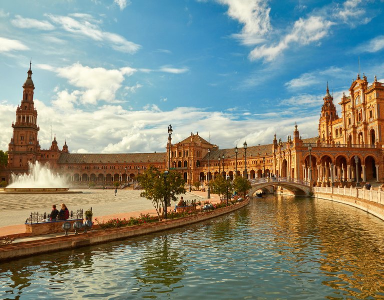 Heart of Seville: Your Own Private City Apartment