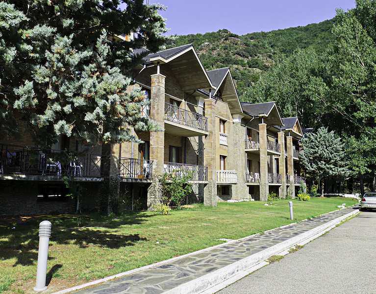 Estadia relaxante em Rialp com spa incluído