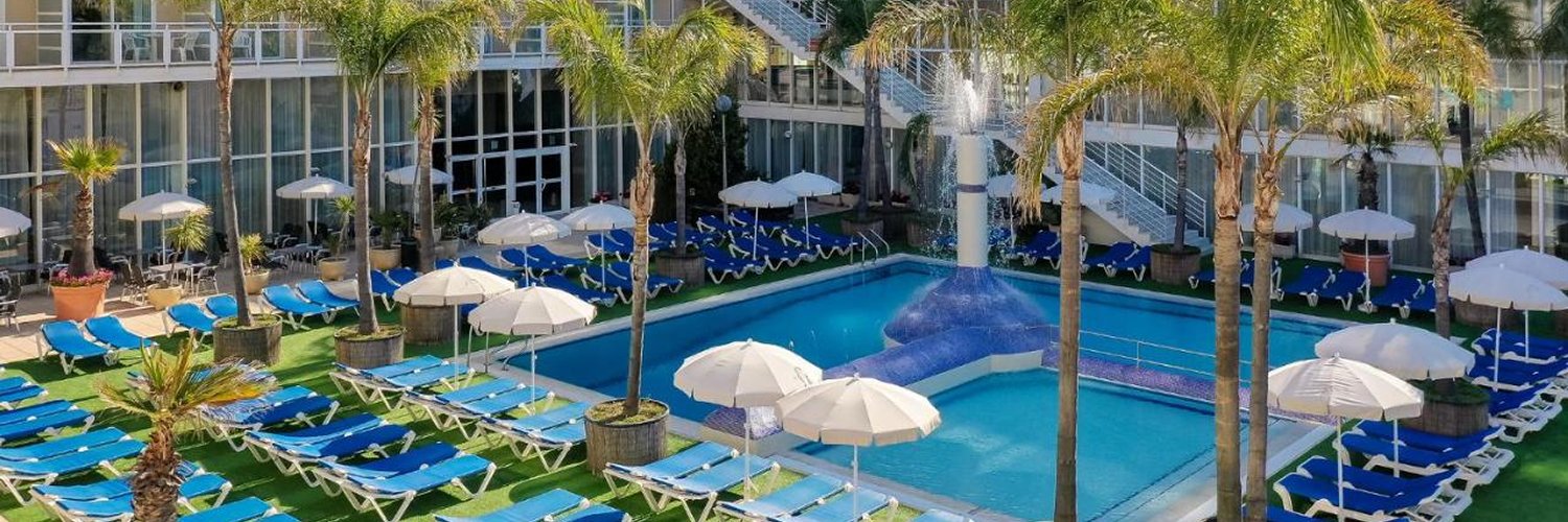 From Platja d’Aro, experience the full essence of the Costa Brava in a 4* hotel