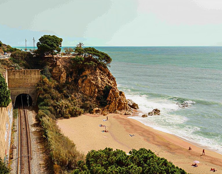 Calella makes it easy: 4* hotel, sea and good ambiance