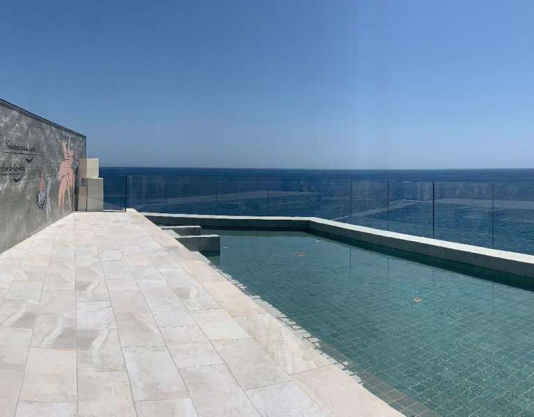 Adults Only hotel on the beachfront in Almuñécar