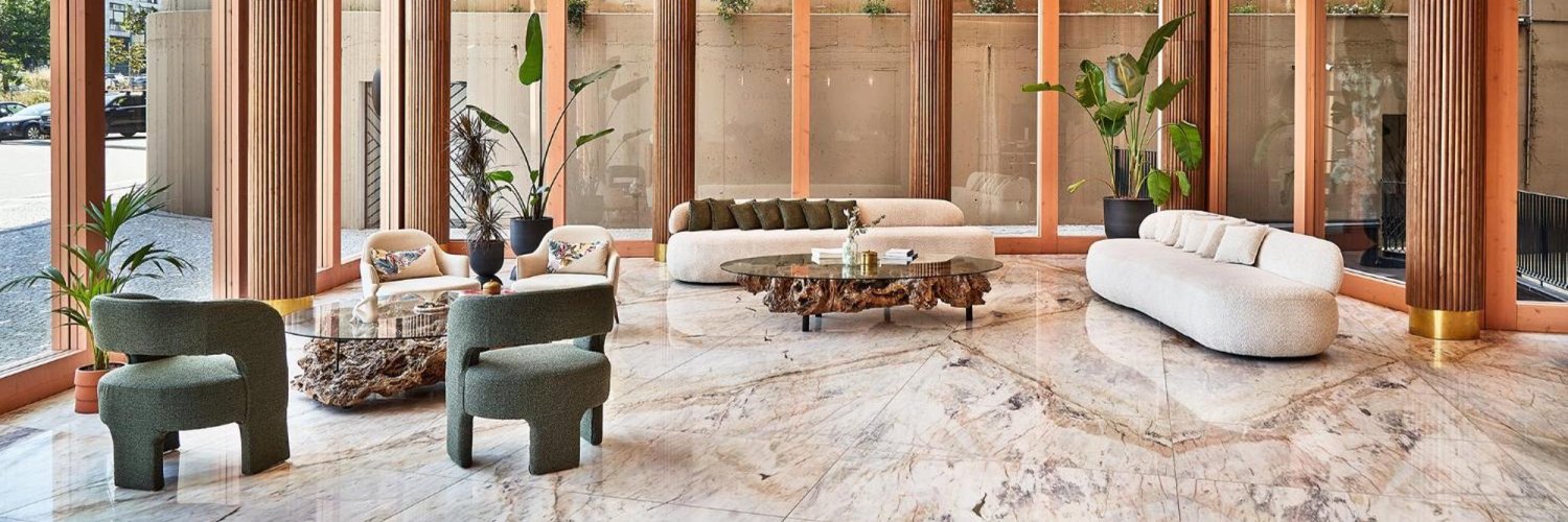 Design hotel in Oporto with tasting and cruise