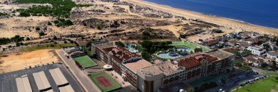 In front of the Atlantic: 4* hotel in Matalascañas on the beachfront