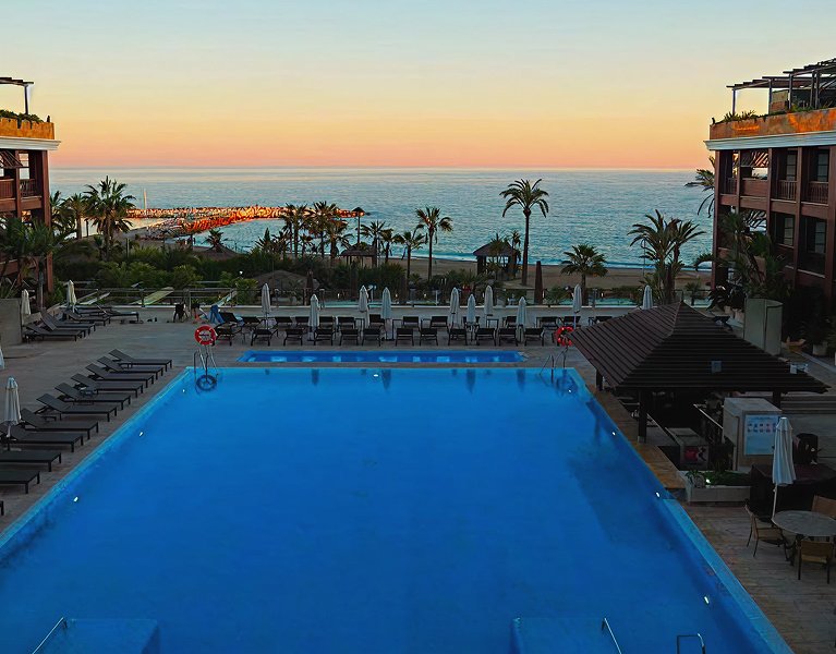Desfrute da Marbelha mais exclusiva num hotel de 5 estrelas em Puerto Banús